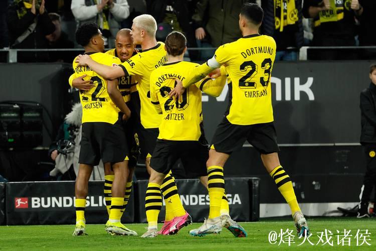 多特官方：球员将放弃部分薪水 缓解俱乐部压力